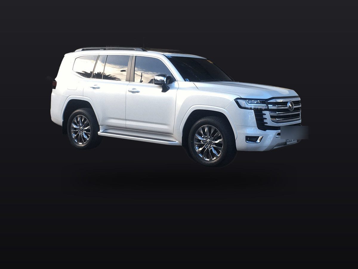 Toyota Land Cruiser 300 sourced from the United Arab Emirates