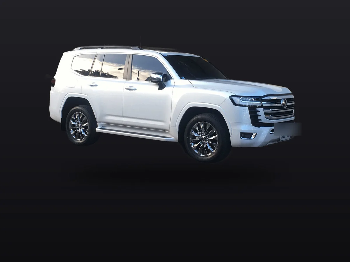 Land Cruiser 300 sourced in Japan by Providence Auto